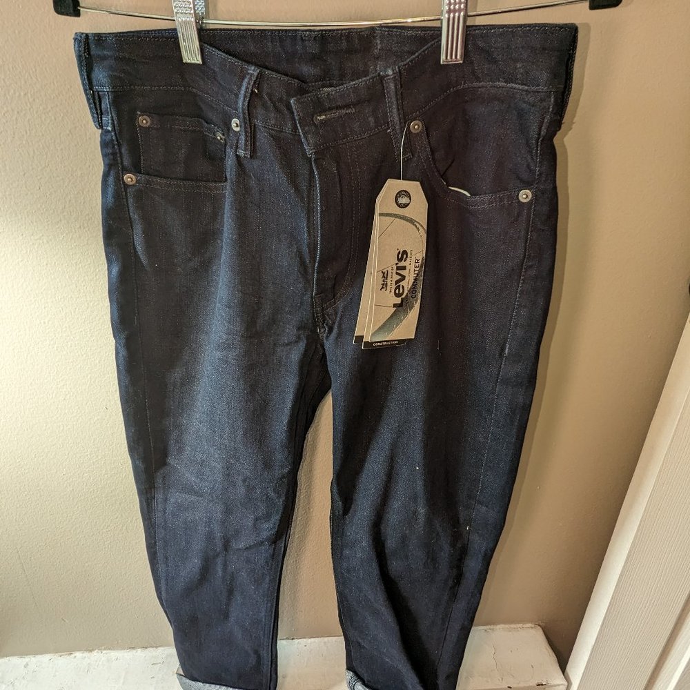 LEVI 511